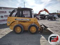 2004 JOHN DEERE 240 SERIESII SKID STEER LOADER SN: T0024OA927990