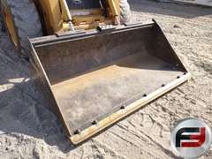 2004 JOHN DEERE 240 SERIESII SKID STEER LOADER SN: T0024OA927990