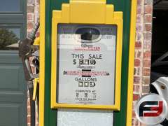 WHITE ROSE GILBARCO GAS PUMP WITH GLOBE