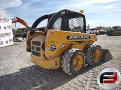 JOHN DEERE 250 SERIES II SKID STEER LOADER SN: T00250E932133