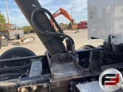 2016 PETERBILT 367 QUAD AXLE DUMP TRUCK VIN: 2NPTL40X2GM299036