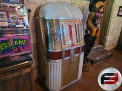 ANTIQUE AMI MODEL B JUKE BOX