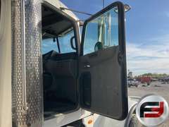 2016 PETERBILT 367 QUAD AXLE DUMP TRUCK VIN: 2NPTL40X2GM299036