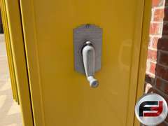 WHITE ROSE GILBARCO GAS PUMP WITH GLOBE