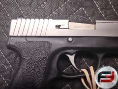 KAHR ARMS MODEL P40 .40 SMITH & WESSON SN: FA3724