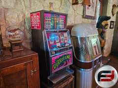 IGT MODEL B-4033-CT ENTERTAINMENT MACHINE