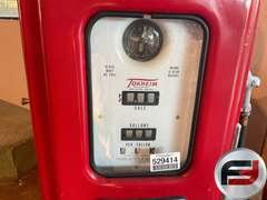 TEXACO TOKHEIM MODEL 39 GAS PUMP WITH GLOBE, **SMALL GLASS