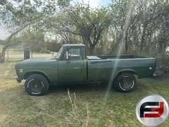 INTERNATIONAL  1110 4X4 PICKUP VIN: B43108H322432