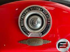 TEXACO FIRE CHIEF BENNETT MODEL 646 GAS PUMP WITH GLOBE