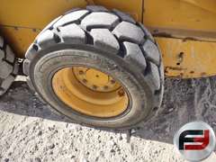 JOHN DEERE 250 SERIES II SKID STEER LOADER SN: T00250E932133