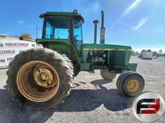 JOHN DEERE 4630 TRACTOR SN: 4630H025600R