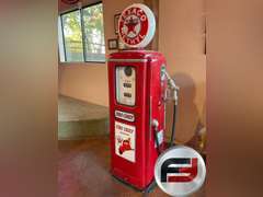 TEXACO TOKHEIM MODEL 39 GAS PUMP WITH GLOBE, **SMALL GLASS