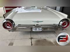 1963 FORD THUNDERBIRD RETRACTABLE CONVERTIBLE