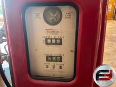 TEXACO TOKHEIM MODEL 39 GAS PUMP WITH GLOBE, **SMALL GLASS