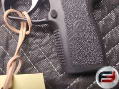 KAHR ARMS MODEL P40 .40 SMITH & WESSON SN: FA3724