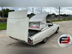 1963 FORD THUNDERBIRD RETRACTABLE CONVERTIBLE