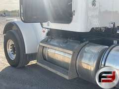 2016 PETERBILT 367 QUAD AXLE DUMP TRUCK VIN: 2NPTL40X2GM299036