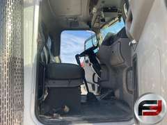 2016 PETERBILT 367 QUAD AXLE DUMP TRUCK VIN: 2NPTL40X2GM299036