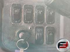 2016 PETERBILT 367 QUAD AXLE DUMP TRUCK VIN: 2NPTL40X2GM299036