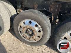 2016 PETERBILT 367 QUAD AXLE DUMP TRUCK VIN: 2NPTL40X2GM299036