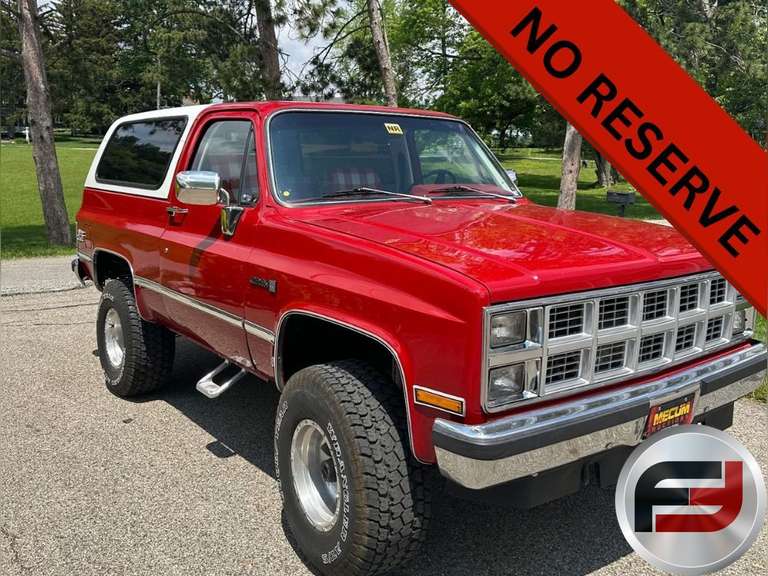 1982 GMC JIMMY UTILITY VIN: 1G5EK18C3CF510212