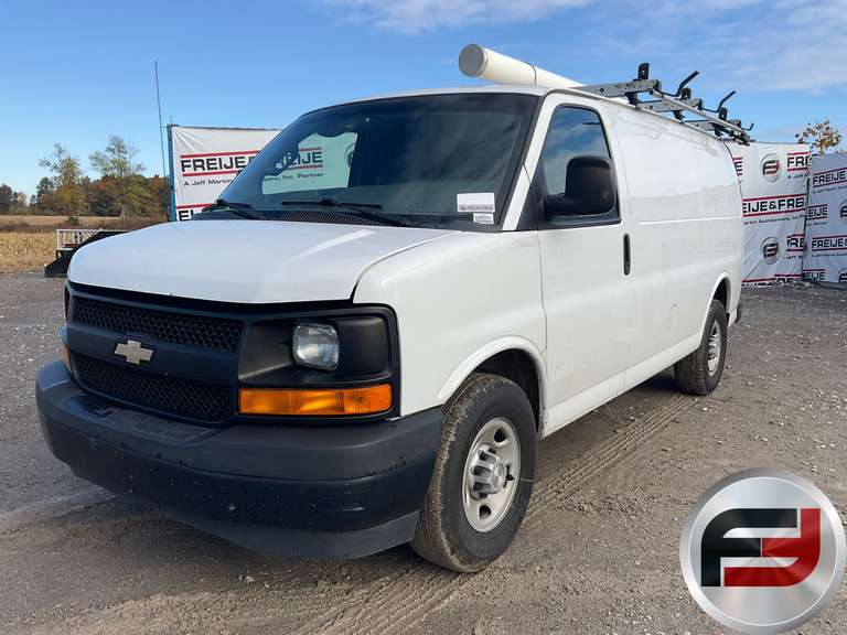 2017 CHEVROLET EXPRESS 2500 2WD VIN: 1GCWGAFF2H1109685