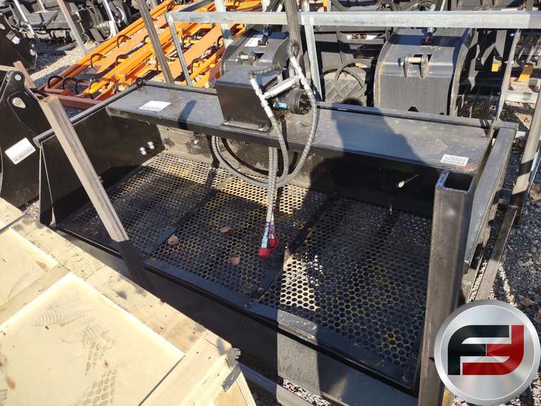 UNUSED 2025 GIYI GY-V859 59 INCH VIBRATING SCREEN BUCKET