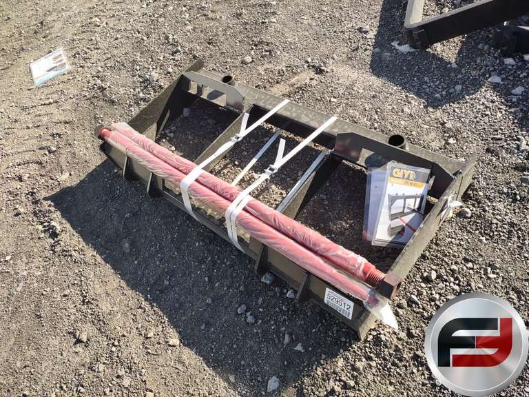 UNUSED 2025 GIYI GY-BF47 47 INCH BALE SPEAR