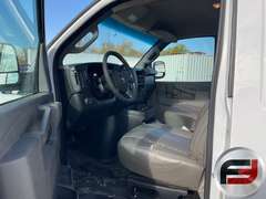 2017 CHEVROLET EXPRESS 2500 2WD VIN: 1GCWGAFF2H1109685