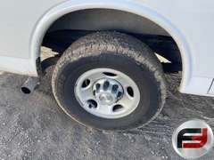 2017 CHEVROLET EXPRESS 2500 2WD VIN: 1GCWGAFF2H1109685