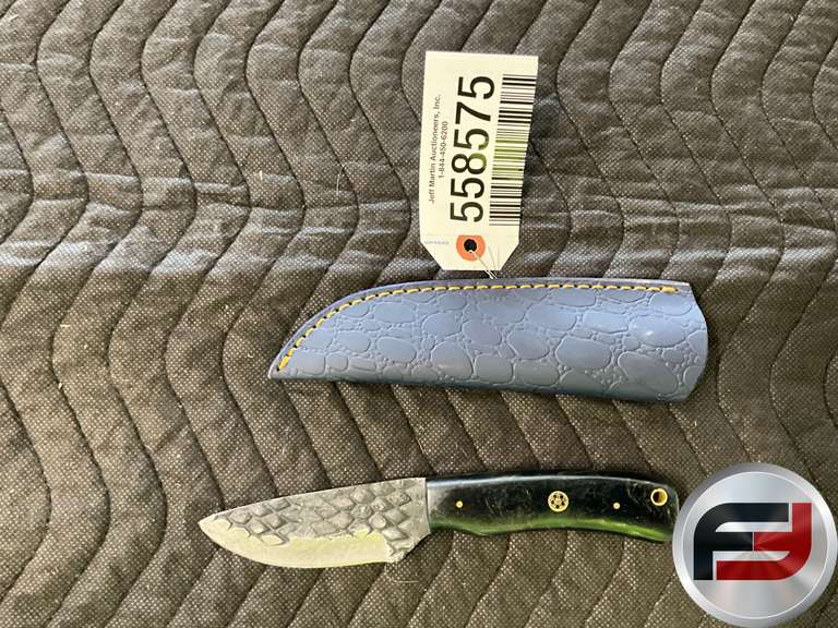 HANDCRAFTED KNIFE FEATURING A TEXTURED METAL BLADE AND A GREEN-STYLED