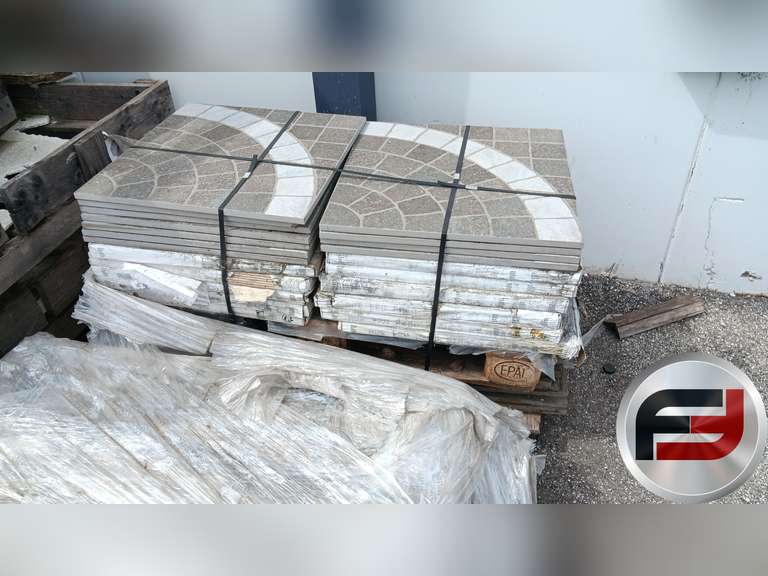 4 PALLETS OF COBBLESTONE 24X24” PAVERS OUTSIDE BACK DOOR - Freije ...
