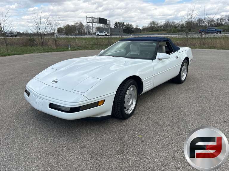 1992 CHEVROLET CORVETTE VIN: 1G1YY33P3N5104152 CONVERTIBLE
