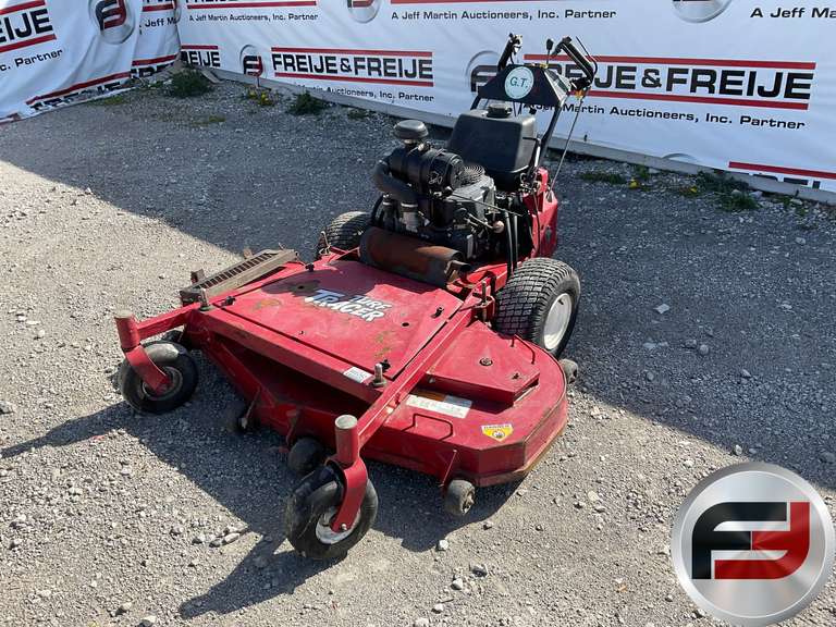 EXMARK TURF TRACER WALK BEHIND