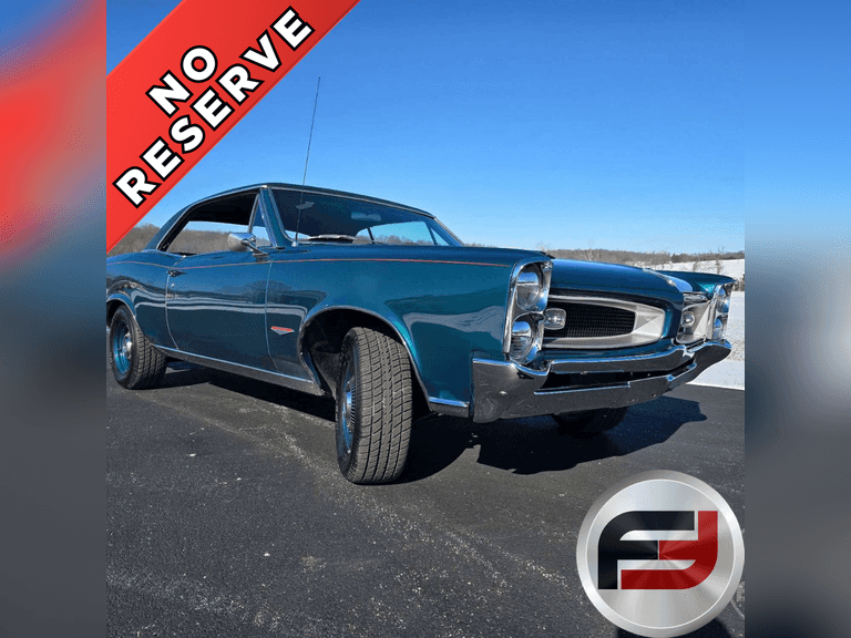 1966 PONTIAC TEMPEST GTO TRIBUTE VIN: 235176B611834 2 DOOR HARDTOP