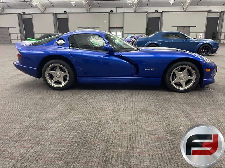 1996 DODGE VIPER COUPE VIN: 1B3ER69E4TV200658