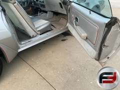 1979  PONTIAC 10TH ANNIVERSARY TRANS AM VIN: 2X87K9L161304 COUPE