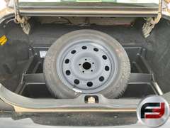 2008 FORD CROWN VICTORIA VIN: 2FAHP71V68X156399