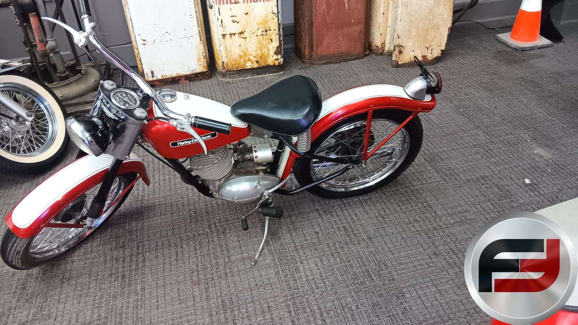 HARLEY DAVIDSON TELE-GLIDE MOTORCYCLE VIN: 62BTH4806 | Lot 57162