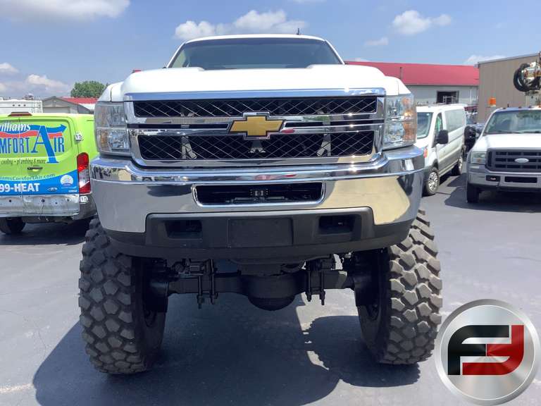2008 CHEVROLET SILVERADO EXTENDED CAB 4X4 PICKUP VIN: 1GCEC19X98Z193260