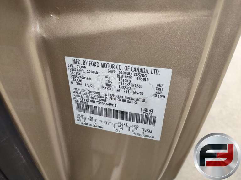 1999 FORD F-150 4X4 PICKUP VIN: 2FTRF08L7XCA54905