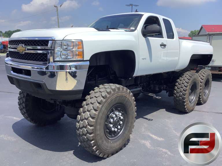 2008 CHEVROLET SILVERADO EXTENDED CAB 4X4 PICKUP VIN: 1GCEC19X98Z193260