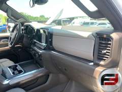 2024 CHEVROLET SILVERADO HD LTZ CREW CAB 4X4 PICKUP VIN: 1GC4YUEY4RF210658