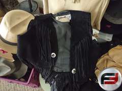 MANNEQUIN, ANTIQUE CLOTHES & HATS