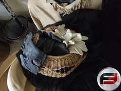 MANNEQUIN, ANTIQUE CLOTHES & HATS