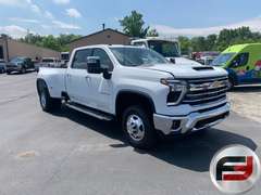 2024 CHEVROLET SILVERADO HD LTZ CREW CAB 4X4 PICKUP VIN: 1GC4YUEY4RF210658