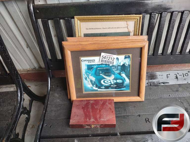 AUTO PICTURES AND AUTOGRAPHS