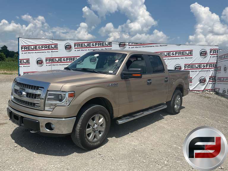 2014 FORD F-150 XLT CREW CAB 4X4 PICKUP VIN: 1FTFW1EF4EKE18553