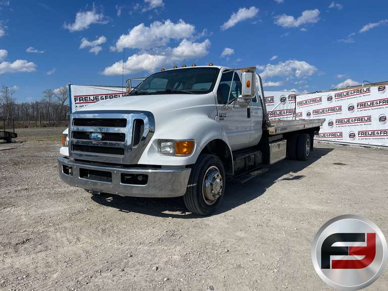 2008 FORD F-650 XLT SINGLE AXLE ROLLBACK TRUCK VIN: 3FRNX65C68V666020