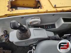 GEHL G8003RD HYDRAULIC EXCAVATOR SN: AH00690